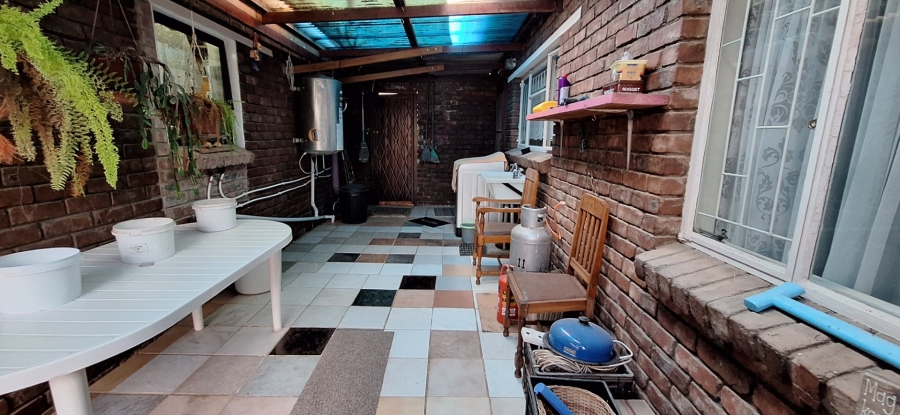 4 Bedroom Property for Sale in Riversdale Western Cape